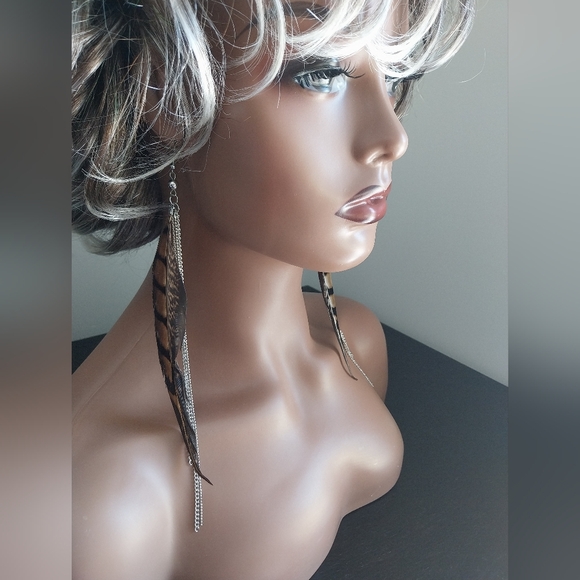 Earrings with Silver Chain - Picture 7 of 9